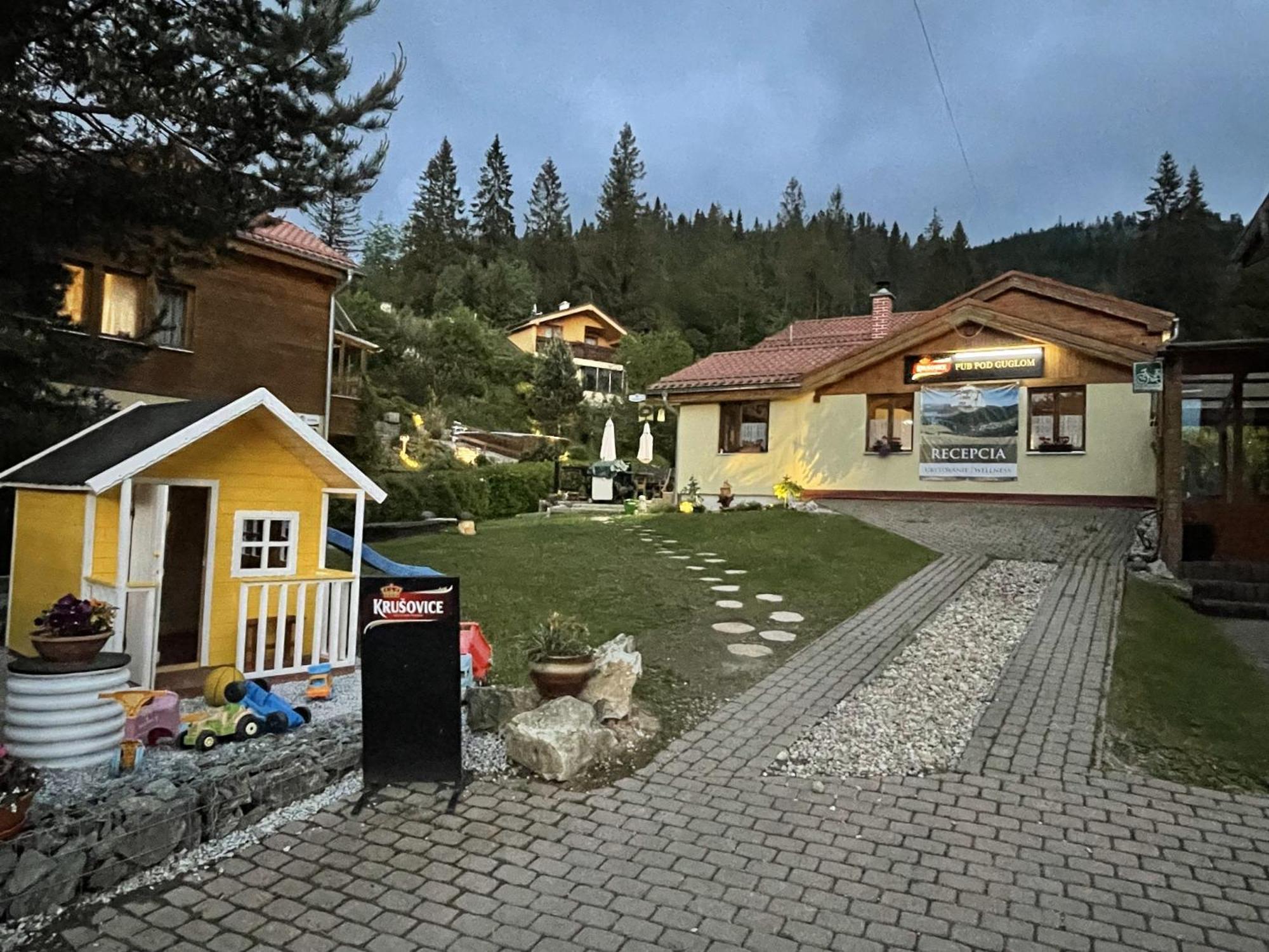 Penzion Pod Guglom Mlynky Exteriér fotografie